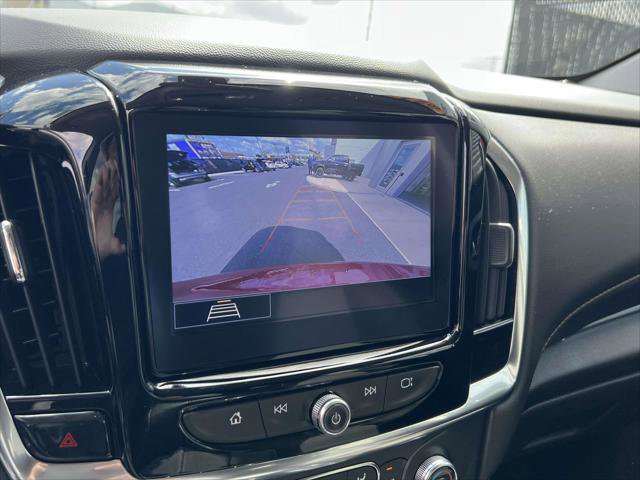 Used 2021 Chevrolet Traverse LT image 31