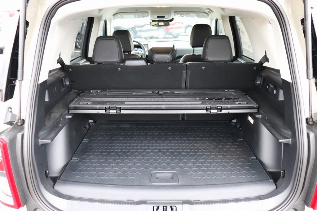 New 2025 Ford Bronco Sport Outer Banks w/ Sasquatch Outer Banks Package image 9