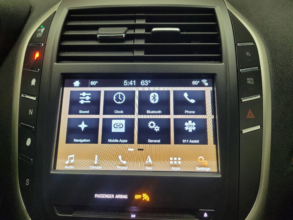 Used 2017 Lincoln MKC Select w/ Select Plus Package image 25