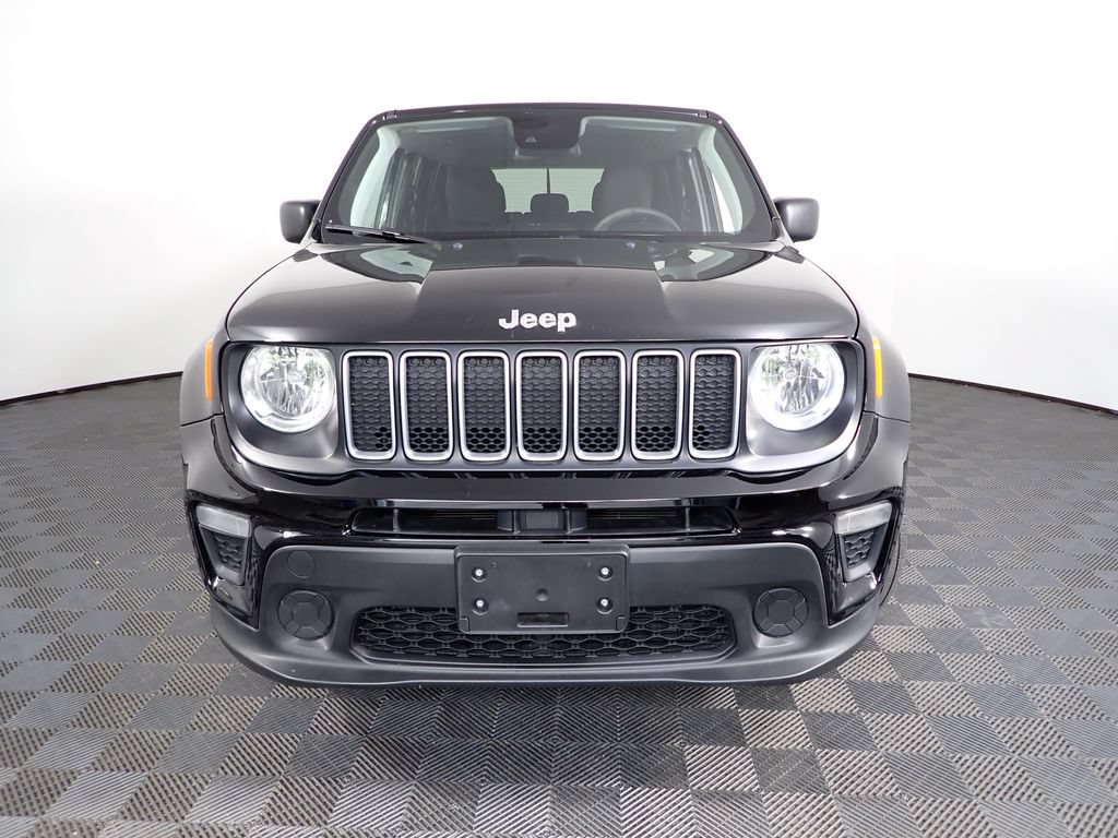 Used 2023 Jeep Renegade Latitude AWD/4WD image 11