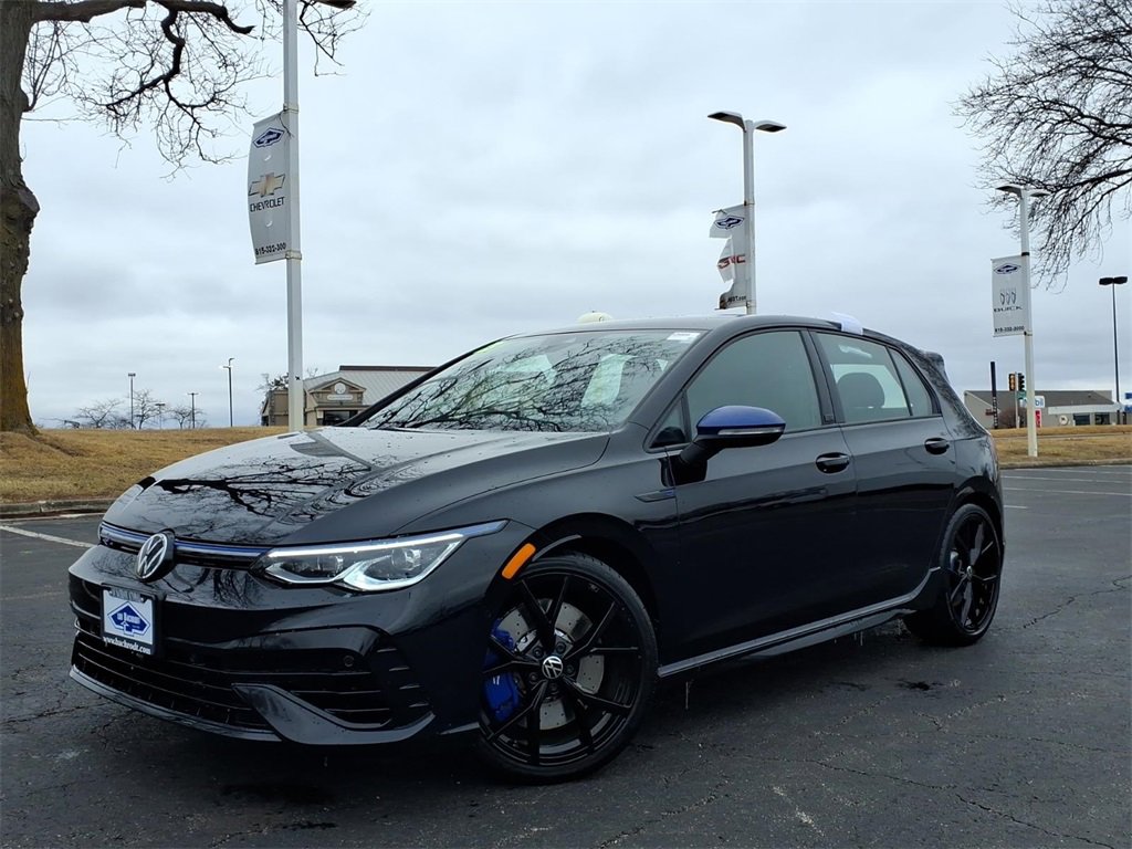 Used 2023 Volkswagen Golf 20th Anniversary Edition image 3