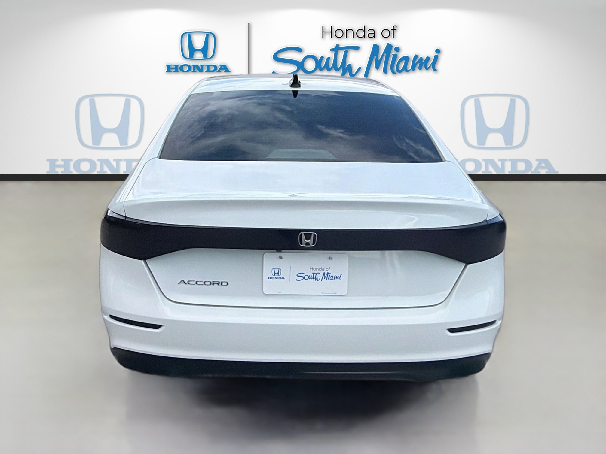Used 2024 Honda Accord EX image 6
