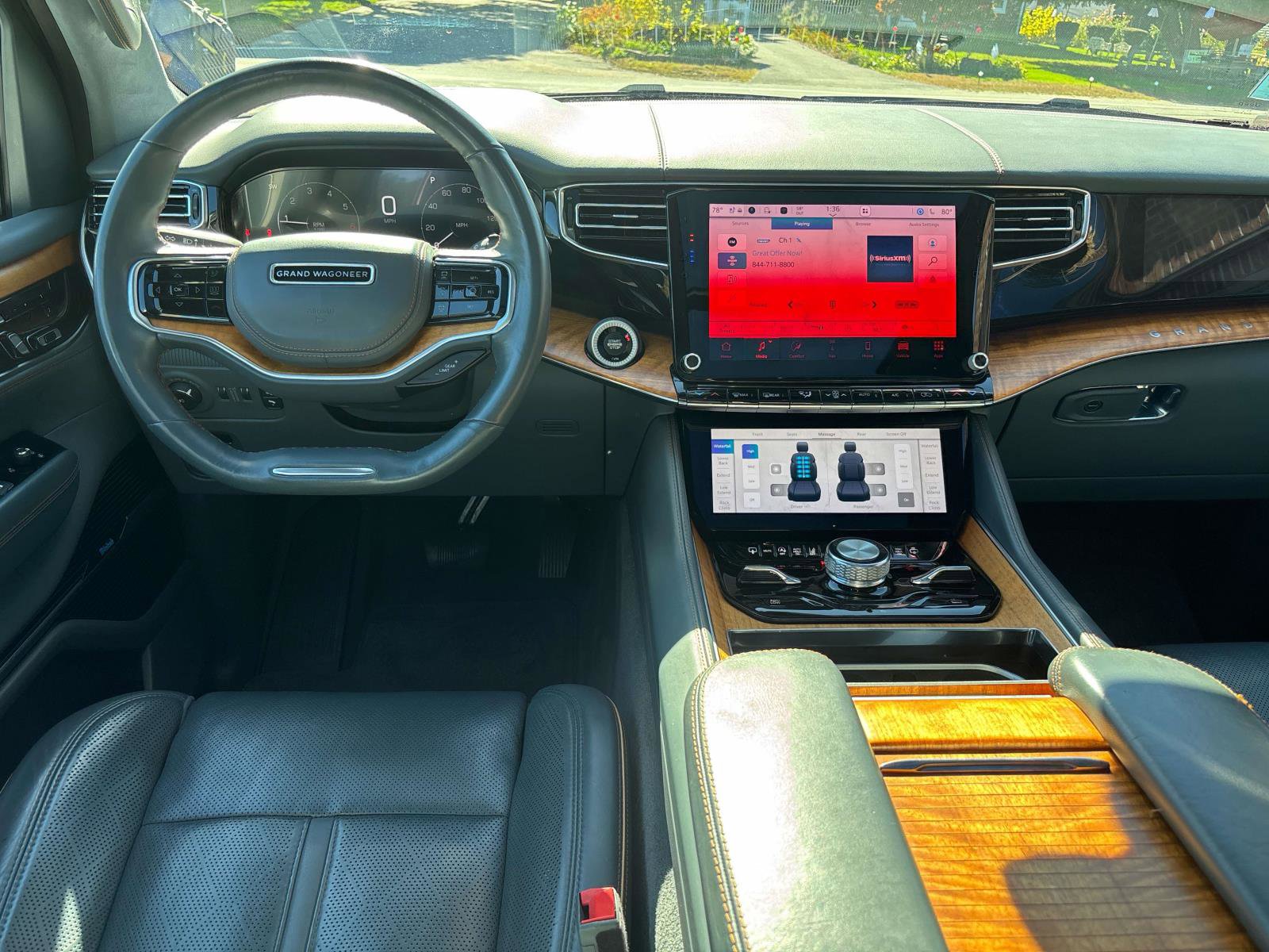 Used 2022 Jeep Grand Wagoneer Series II w/ Convenience Group III image 12