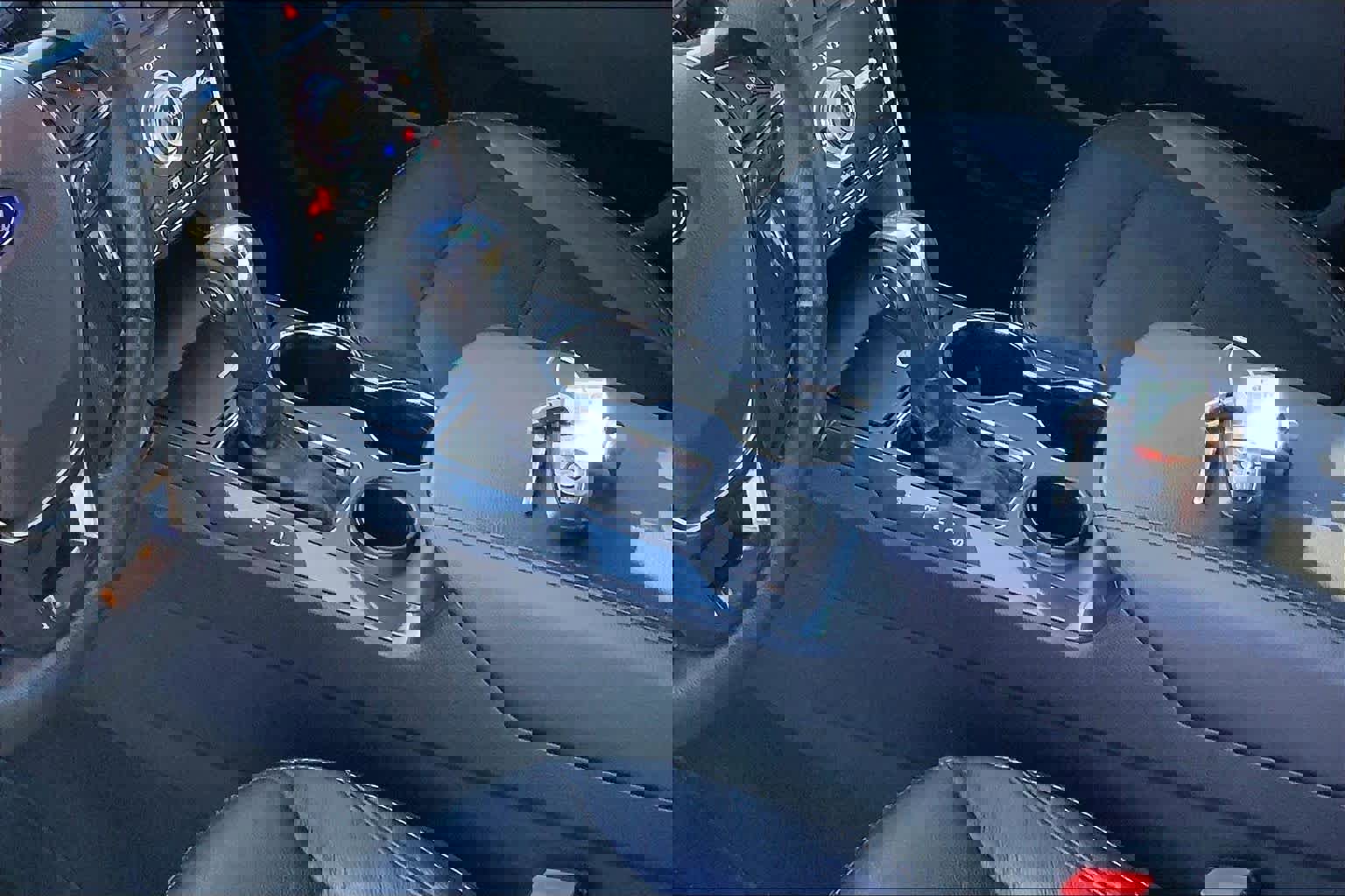 Used 2019 Ford Explorer Limited w/ Class III Trailer Tow Package image 15