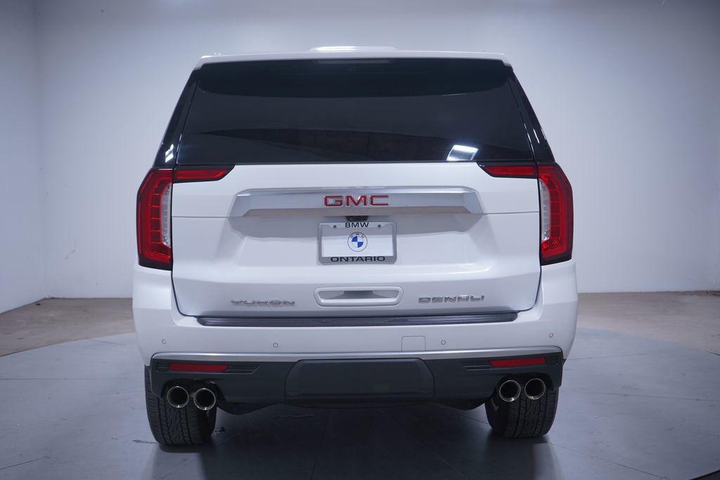 Used 2024 GMC Yukon Denali w/ Advanced Technology Package image 5