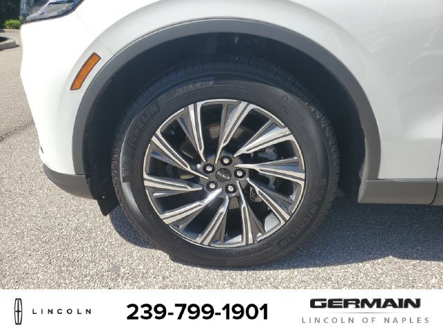 New 2026 Lincoln Aviator 2WD image 12