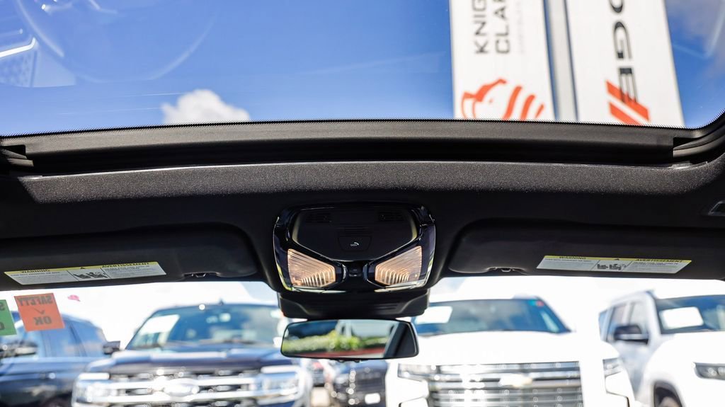 Used 2024 BMW X5 xDrive50e w/ Premium Package image 17