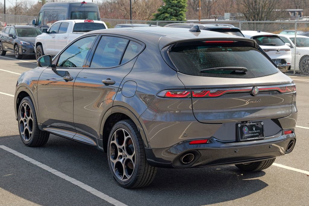 Used 2024 Alfa Romeo Tonale Veloce w/ Active Assist Package image 5