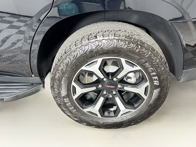 Used 2025 GMC Yukon AT4 image 27