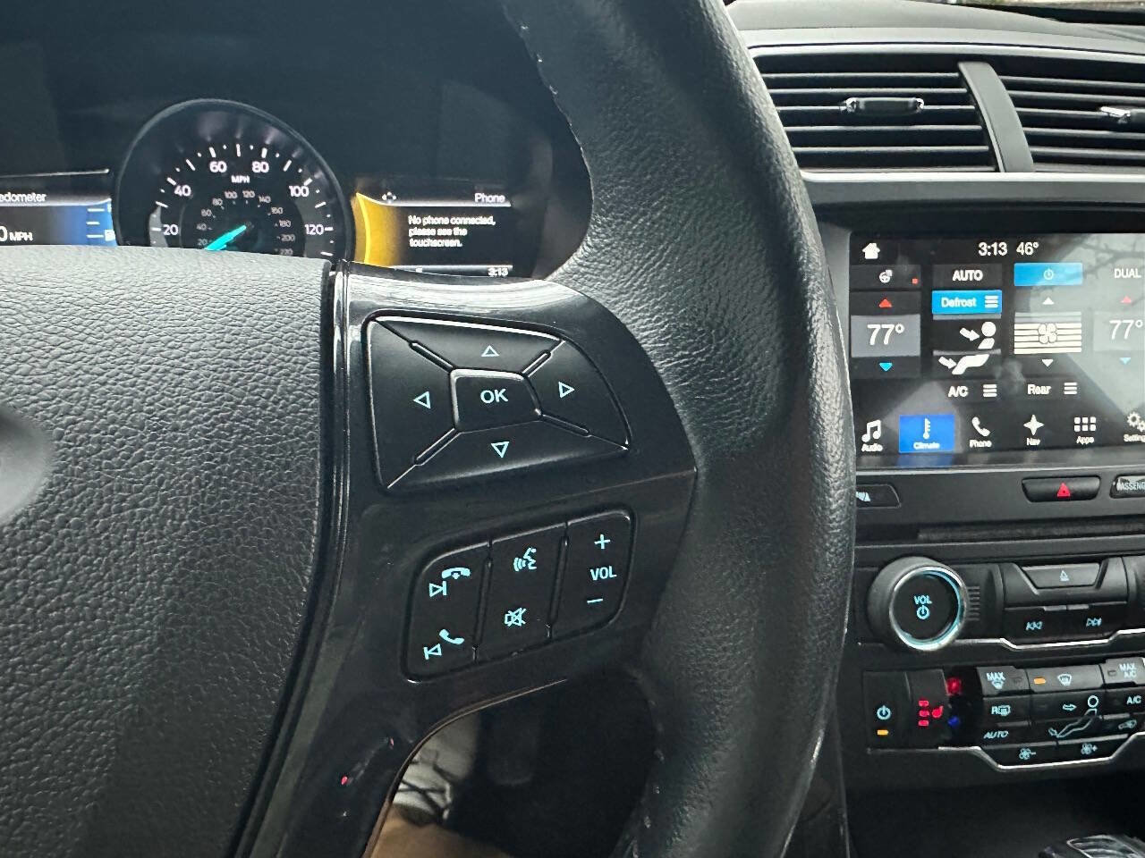 Used 2017 Ford Explorer XLT w/ Equipment Group 202A image 14