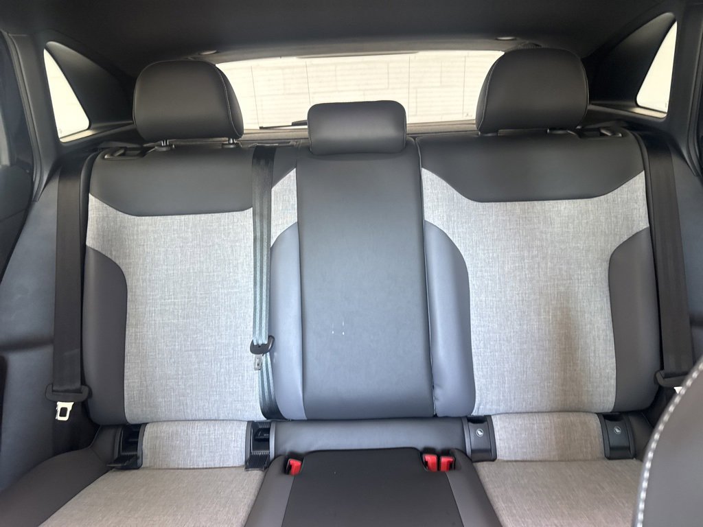 New 2025 Volkswagen ID.4 Pro image 21