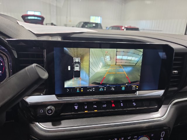 Used 2026 Chevrolet Silverado 3500 High Country w/ Technology Package AWD/4WD image 9