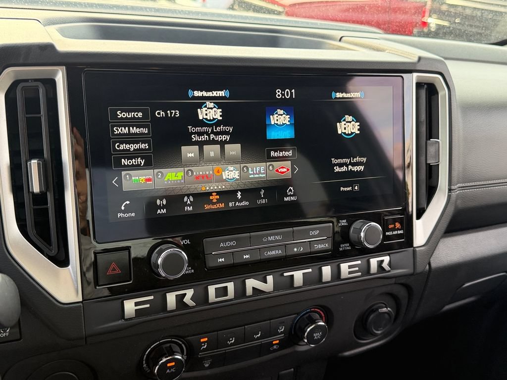 Certified 2025 Nissan Frontier SV w/ Tow Package RWD image 18