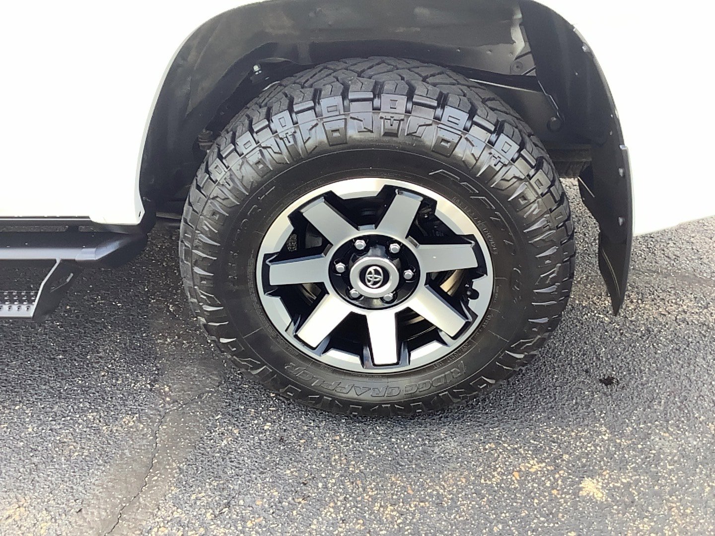 Used 2023 Toyota 4Runner TRD Off-Road Premium w/ Off Road Premium Plus Package AWD/4WD image 7