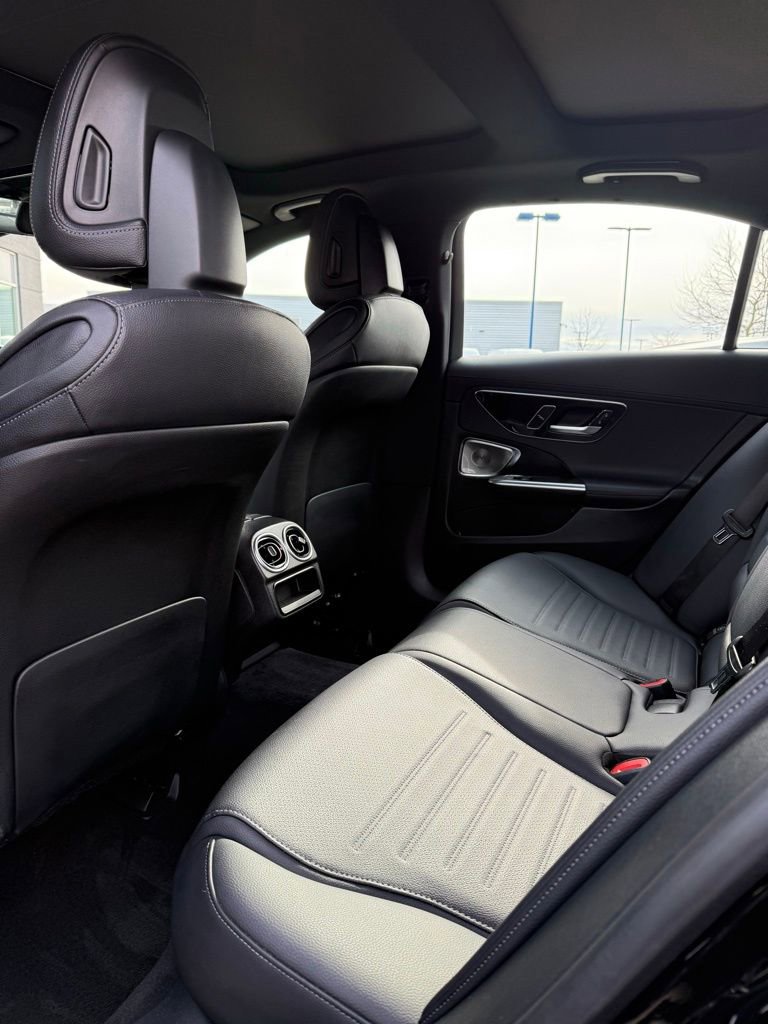 Certified 2023 Mercedes-Benz C 300 image 7