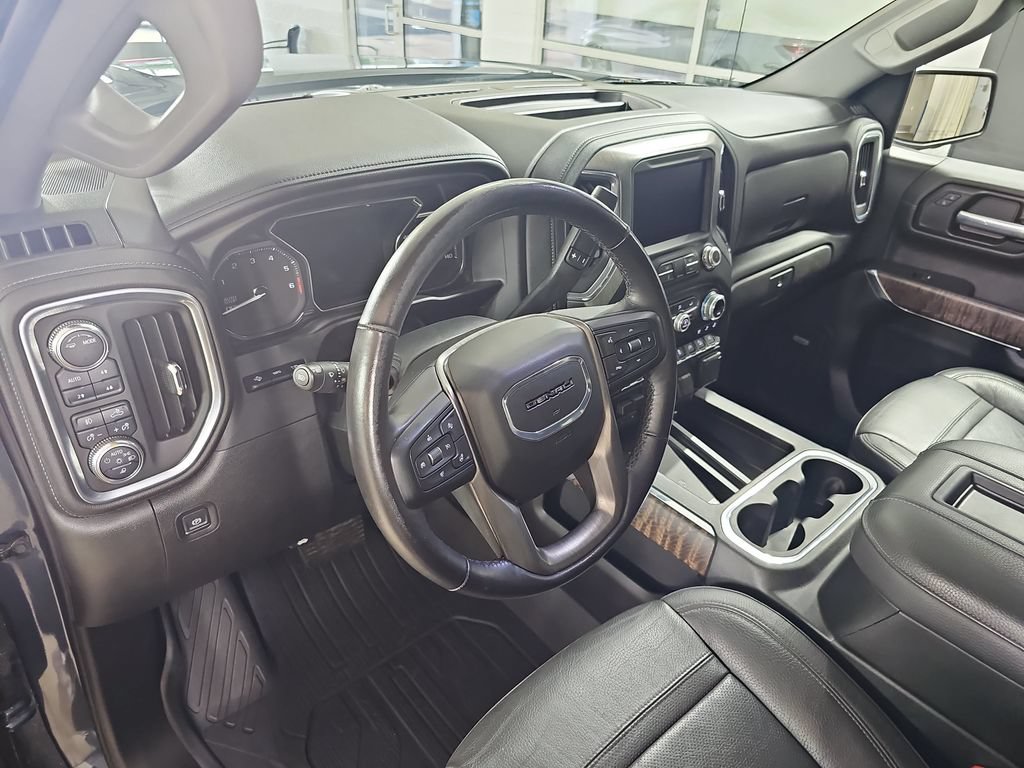 Certified 2021 GMC Sierra 1500 Denali w/ Denali Ultimate Package AWD/4WD image 19