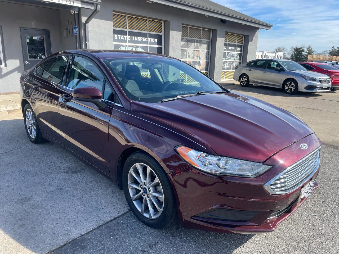 Used 2017 Ford Fusion SE w/ Fusion SE Technology Package image 17