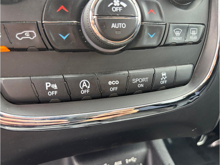 Used 2018 Dodge Durango SXT w/ Quick Order Package 2BB AWD/4WD image 27