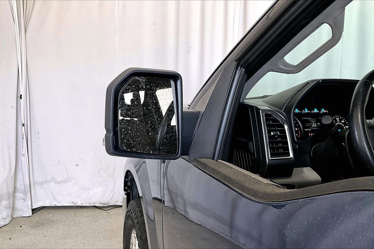 Used 2016 Ford F150 XLT w/ Equipment Group 302A Luxury image 10