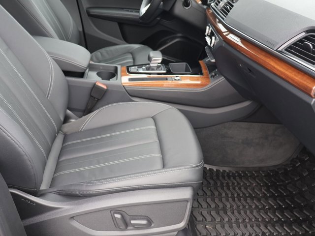 Certified 2023 Audi Q5 2.0T Premium Plus w/ Premium Plus Package AWD/4WD image 27
