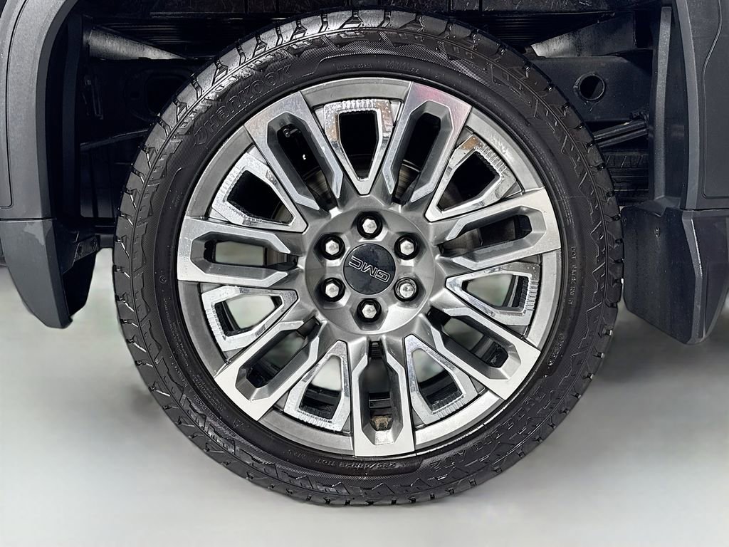 Used 2023 GMC Sierra 1500 Denali Ultimate AWD/4WD image 12