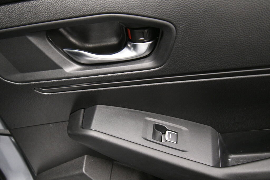 Used 2023 Honda Accord EX image 25