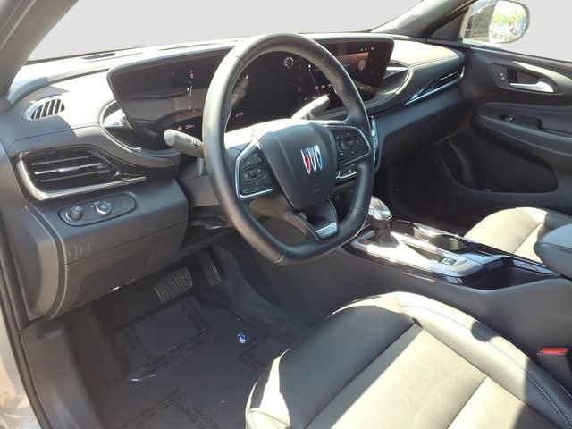 Used 2025 Buick Envista Sport Touring FWD image 17