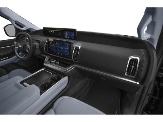 Used 2025 Ford Expedition Platinum AWD/4WD image 14