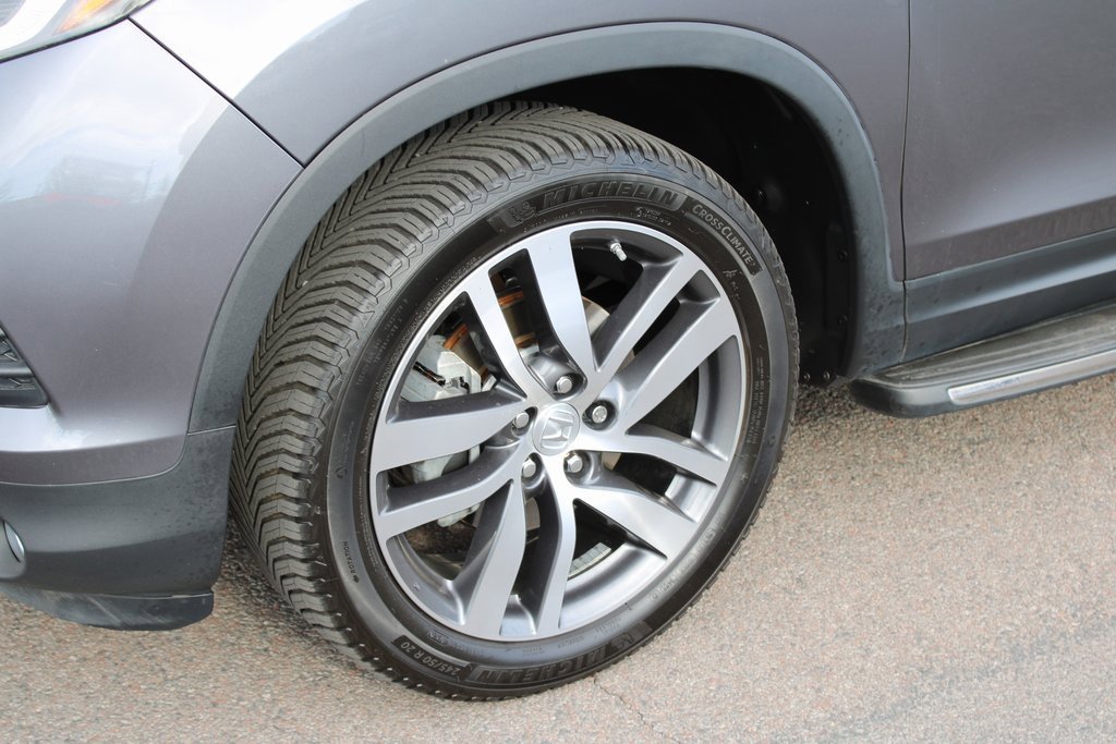 Used 2017 Honda Pilot Touring image 10