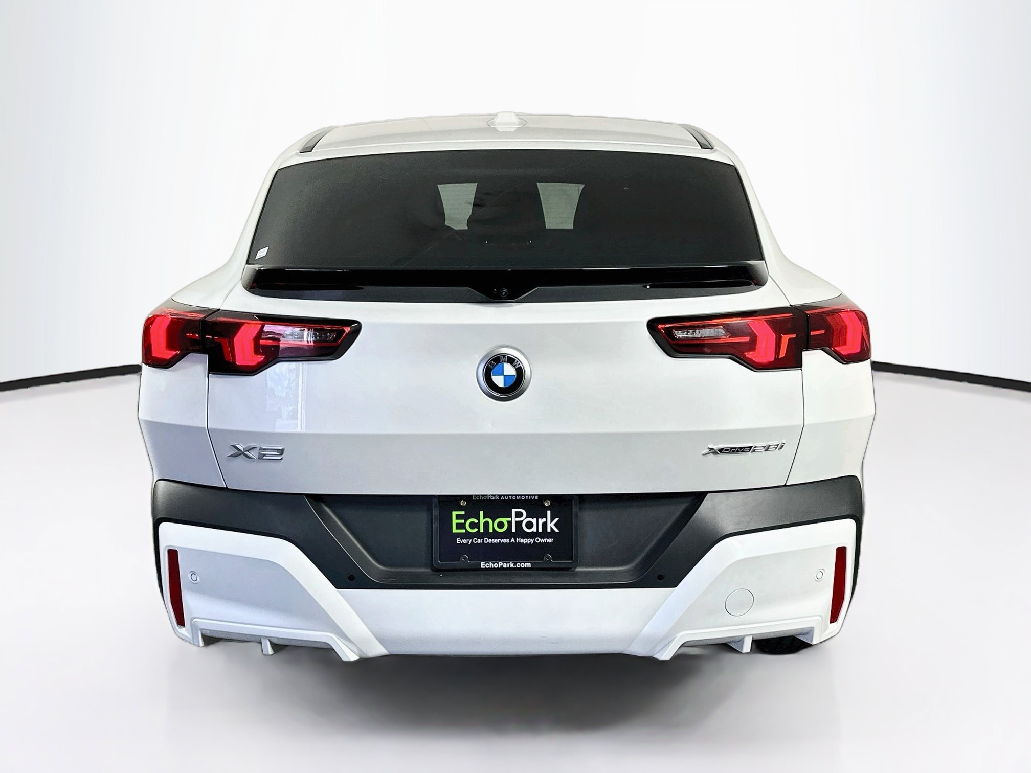 Used 2026 BMW X2 xDrive28i AWD/4WD image 7