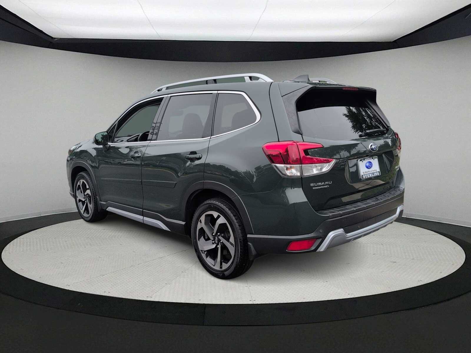 Used 2022 Subaru Forester Touring w/ Popular Package #2 AWD/4WD image 6