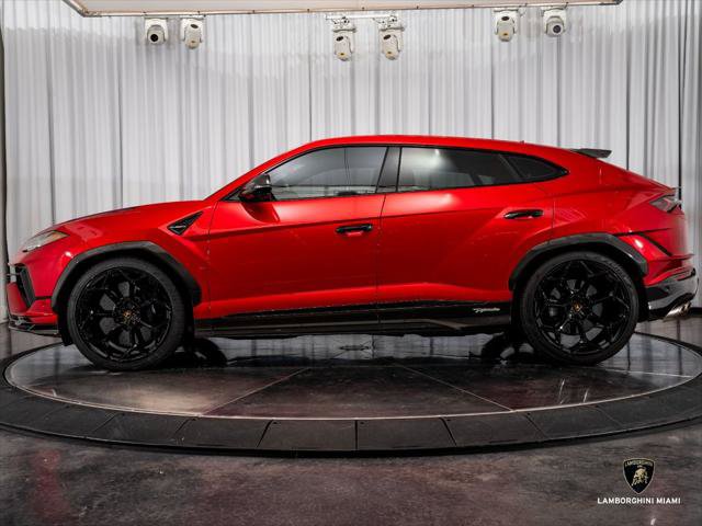 Used 2023 Lamborghini Urus Performante AWD/4WD image 10