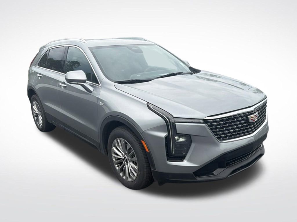 Used 2025 Cadillac XT4 Premium Luxury FWD image 16