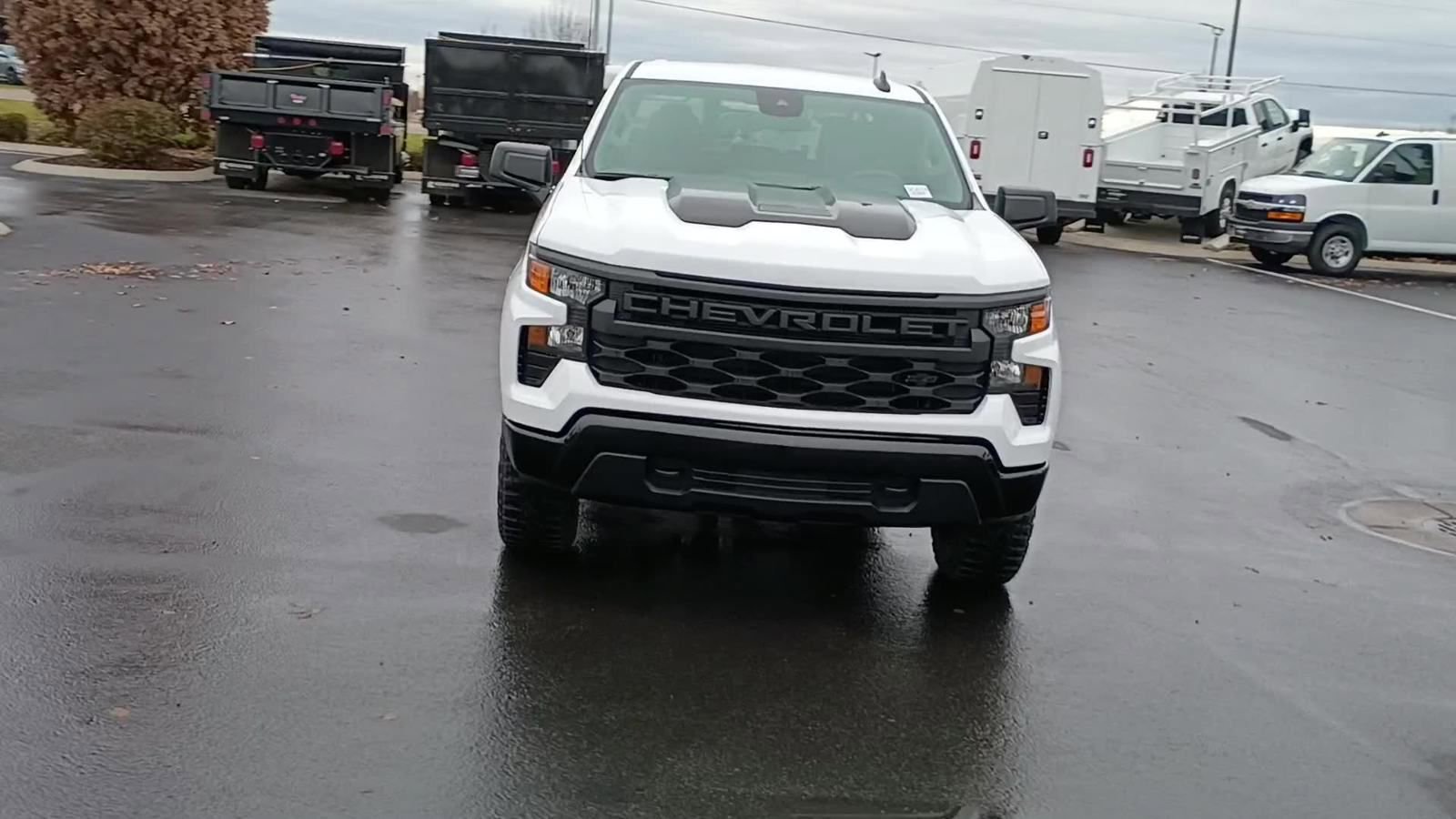 New 2026 Chevrolet Silverado 1500 Custom Trail Boss w/ Dark Appearance Package image 6