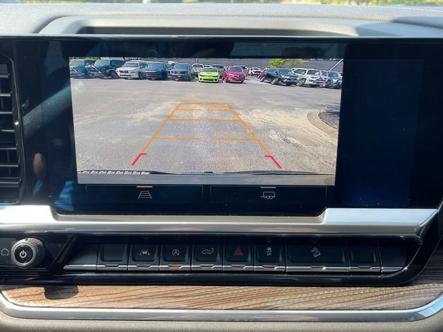 Used 2024 Chevrolet Silverado 1500 LT w/ Z71 Off-Road Package image 12