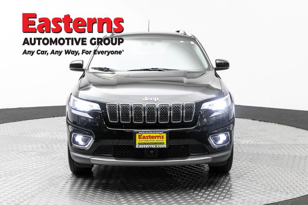 Used 2021 Jeep Cherokee Limited w/ Mopar Interior Package AWD/4WD image 2