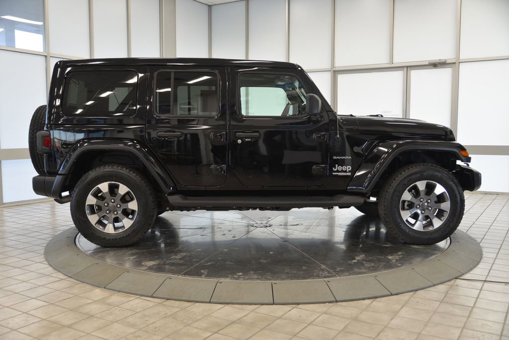 Used 2021 Jeep Wrangler Unlimited Sahara image 9