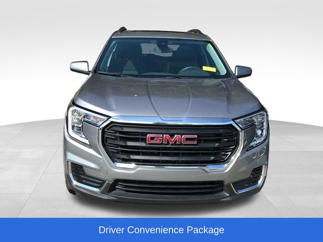 Used 2024 GMC Terrain SLE w/ Driver Convenience Package AWD/4WD image 3