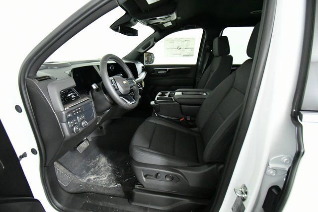 New 2026 Chevrolet Suburban LS AWD/4WD image 5