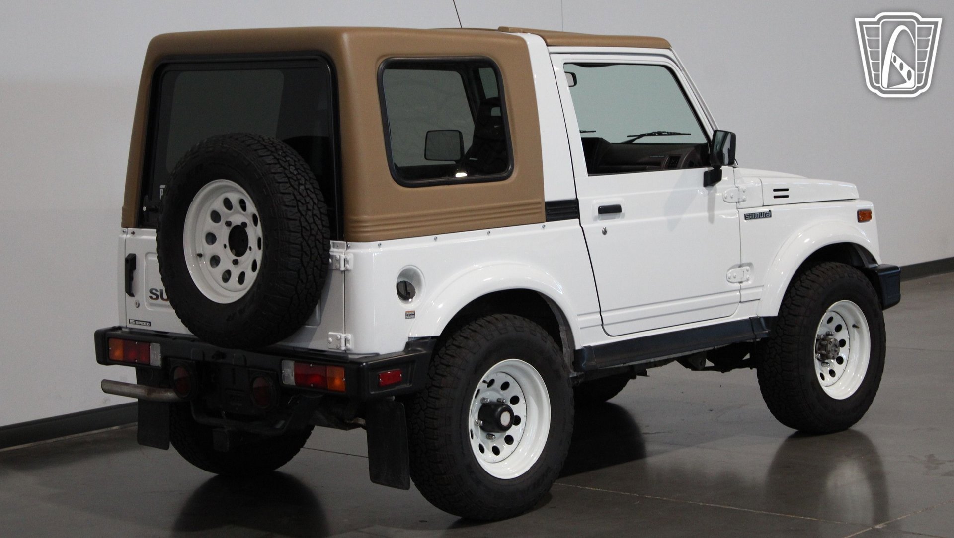 Used 1988 Suzuki Samurai 4WD Soft Top image 16