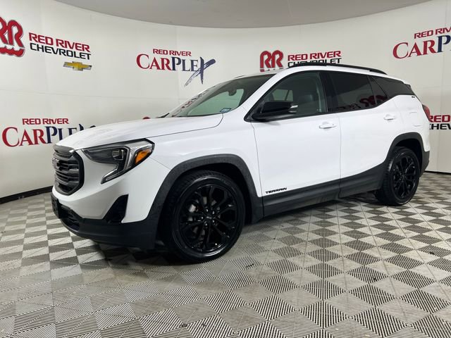 Used 2021 GMC Terrain SLT w/ Elevation Edition image 4
