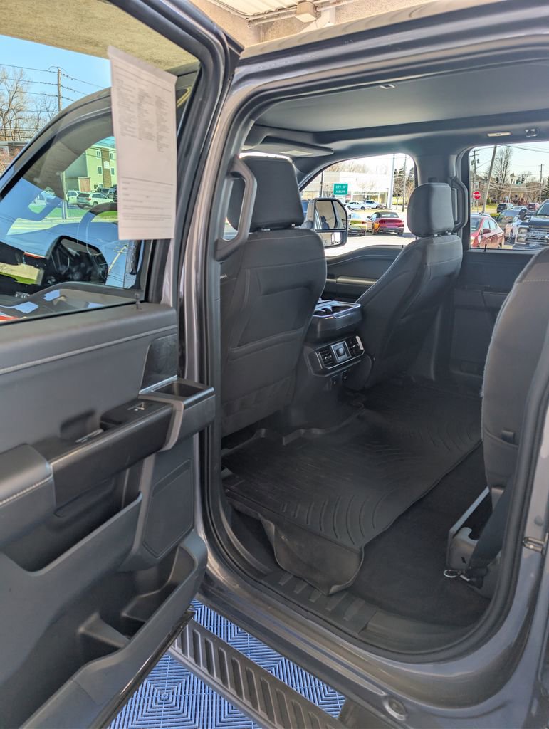 Used 2022 Ford F150 XLT w/ Equipment Group 302A High image 20