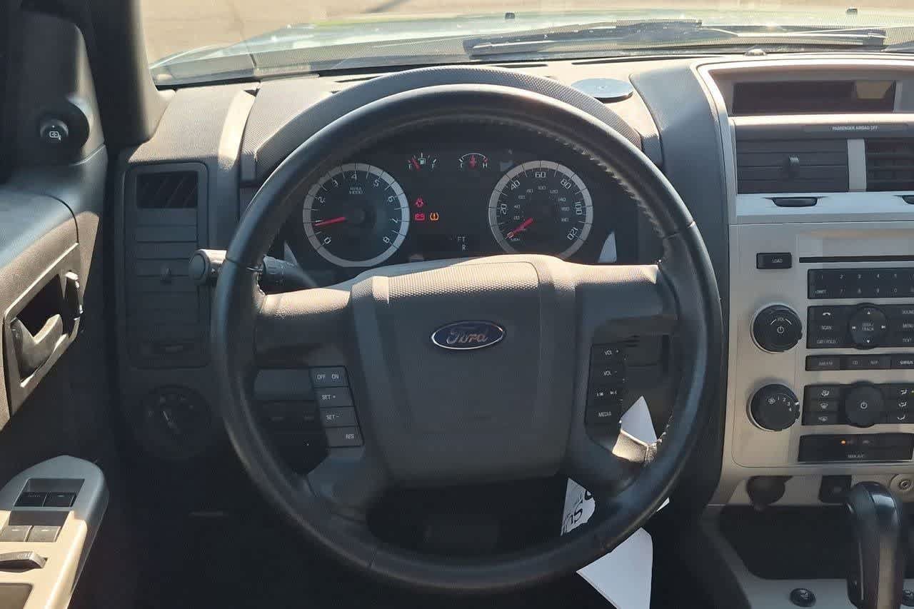 Used 2011 Ford Escape XLT FWD image 22