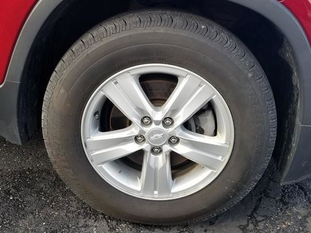 Used 2019 Chevrolet Trax LT w/ LT Convenience Package image 27