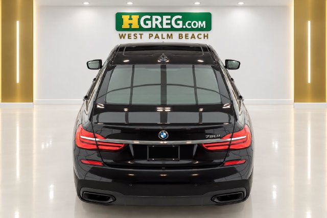 Used 2017 BMW 750i RWD image 8