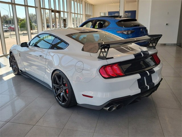 Used 2020 Ford Mustang Shelby GT500 w/ Carbon Fiber Track Pack image 3