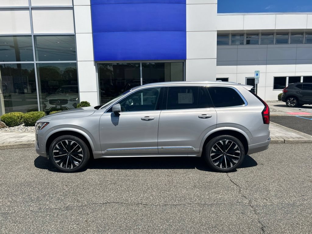 Used 2025 Volvo XC90 B6 Plus AWD/4WD image 3