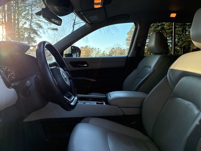 Used 2023 Nissan Pathfinder SL image 21