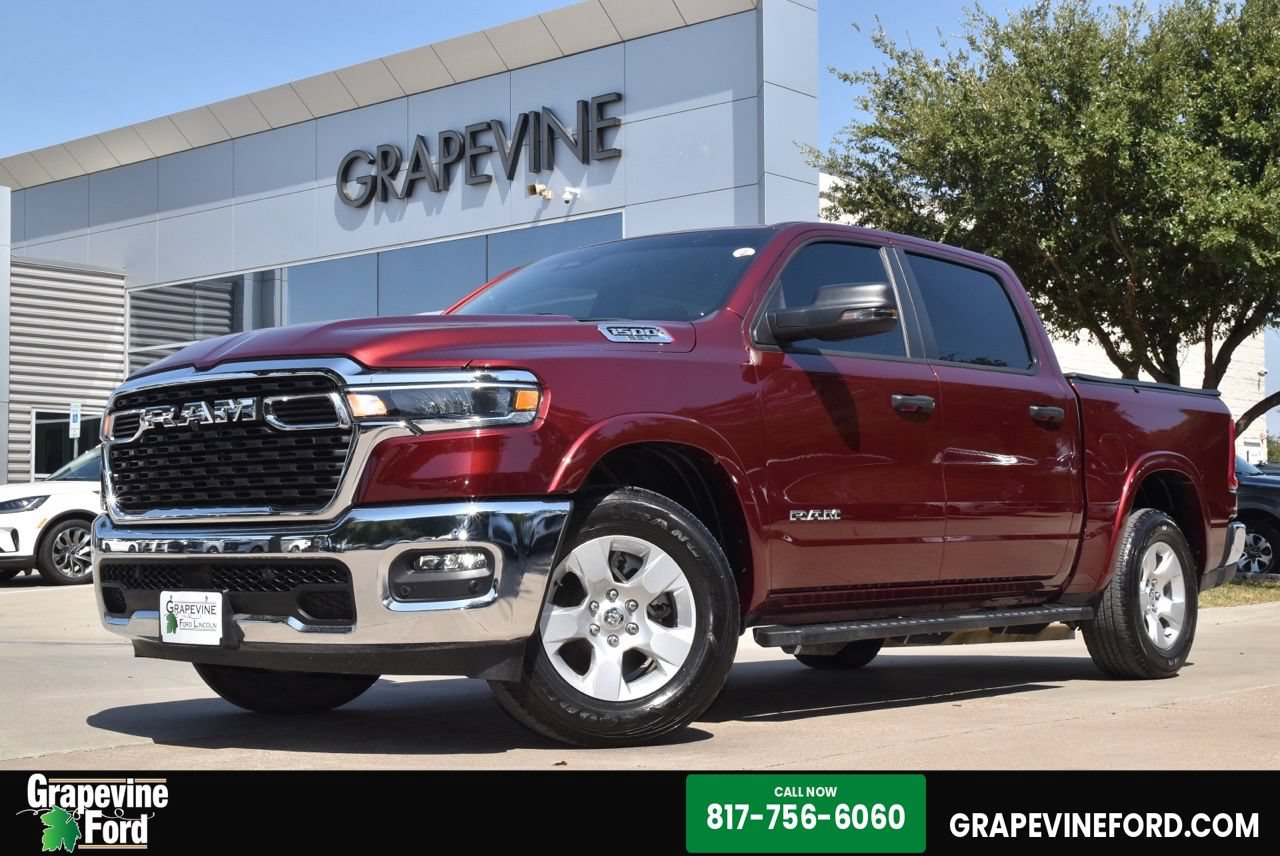 Used 2025 RAM 1500 Lone Star AWD/4WD image 1