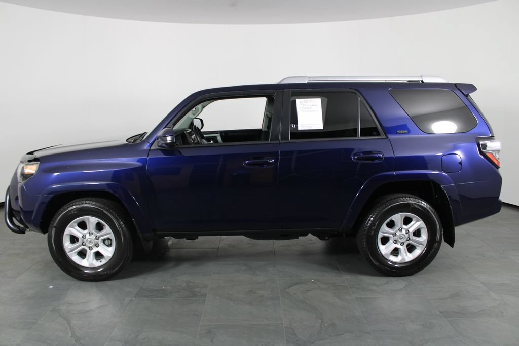 Used 2017 Toyota 4Runner SR5 RWD image 13